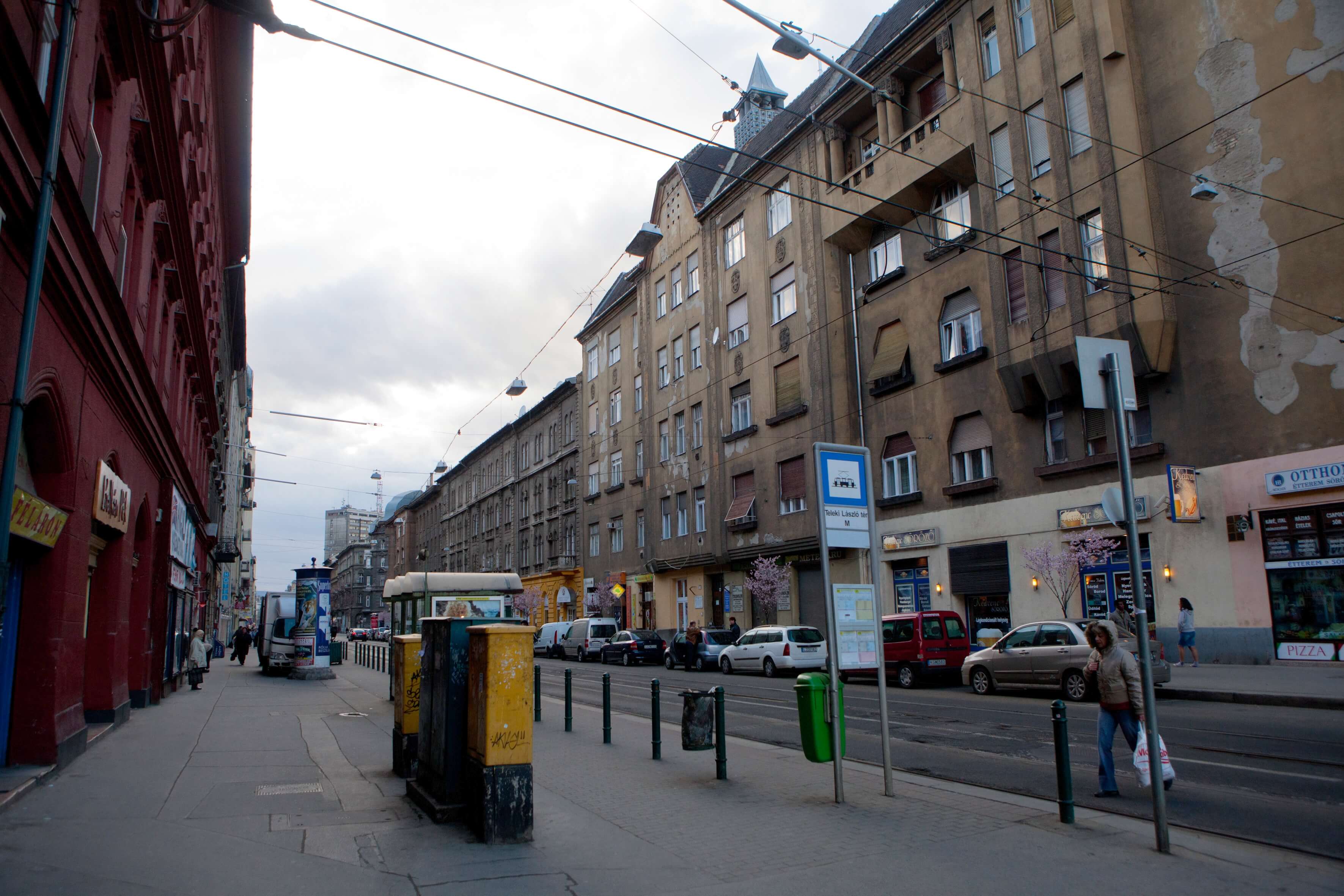 Meglepően jó lakásokat vehetünk a Budapest egyik hírhedt utcájában