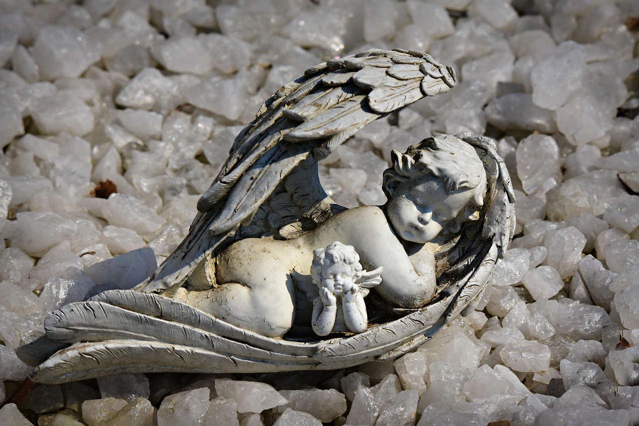 Teljesen felforgatják az öröklést Magyarországon – jön az automatikus tulajdonátruházás!